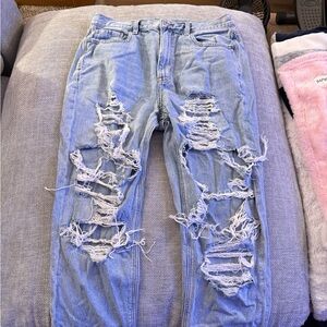 Distressed Light Blue American Eagle Mom Jeans